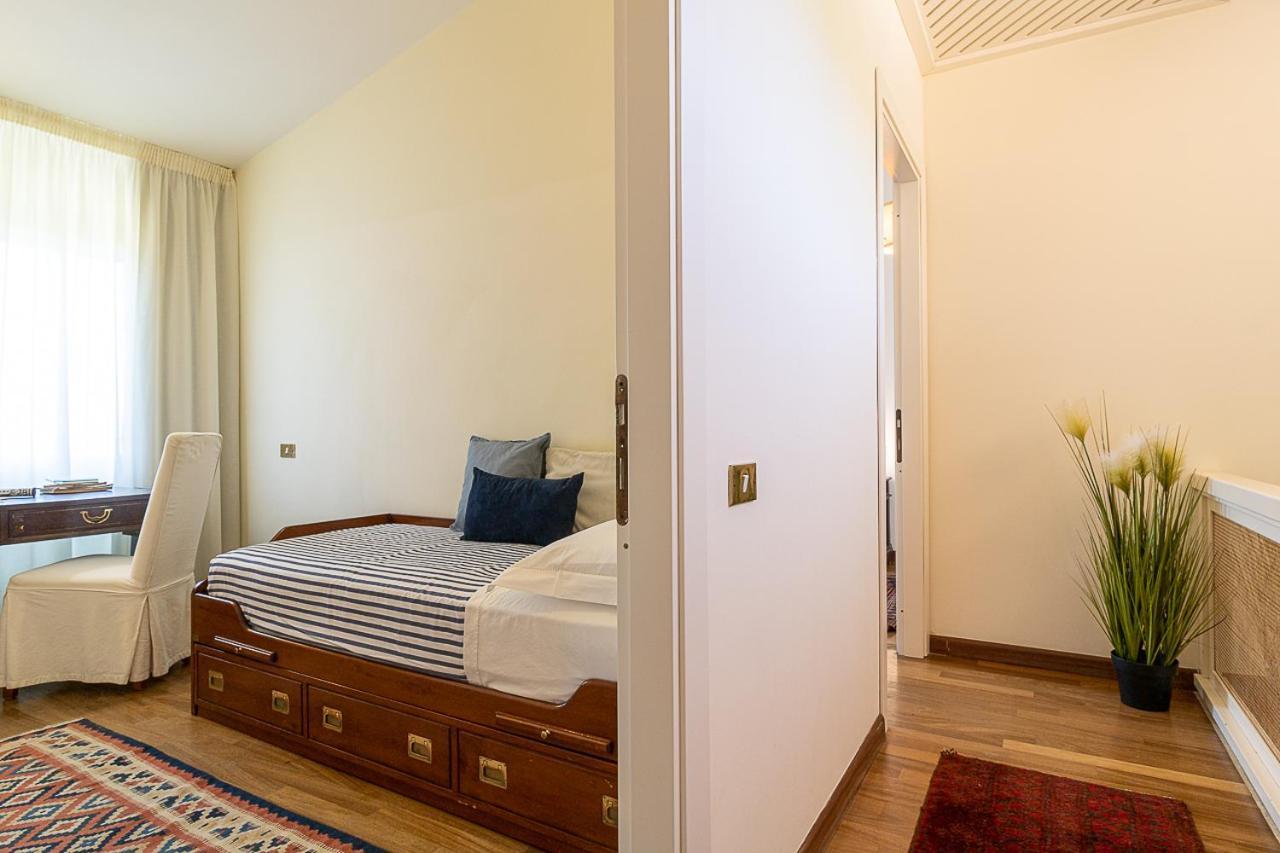 Villa Caterina La Maddalena  Ngoại thất bức ảnh