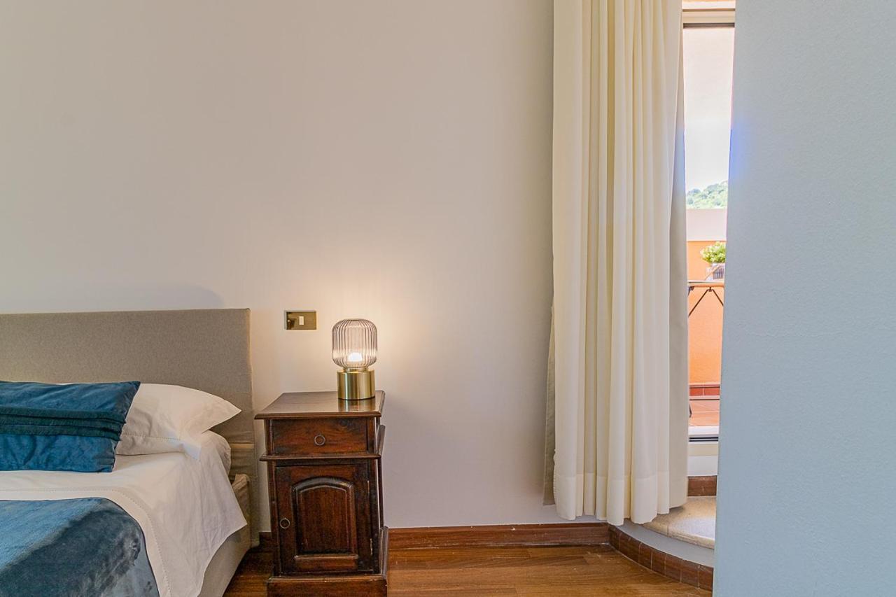 Villa Caterina La Maddalena  Ngoại thất bức ảnh